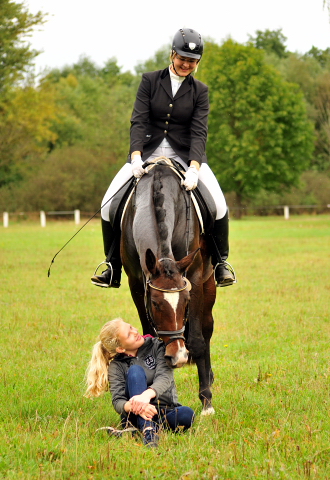 Prmienstute Tacyra v. Saint Cyr u.d. Pr.u.StPrSt. Tavolara v. Exclusiv  - Foto: Beate Langels -  
Trakehner Gestt Hmelschenburg