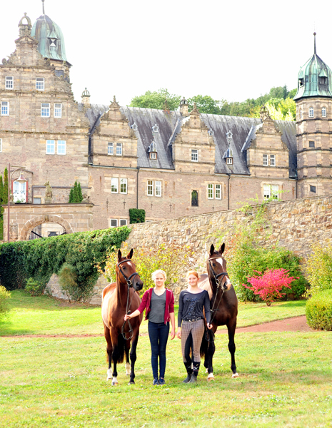 Prmienstuten Tacyra und Karida - Foto: Beate Langels -
Trakehner Gestt Hmelschenburg
