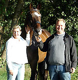 Stauffenberg und seine stolzen Besitzer