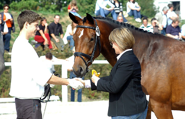 Gwyneth v. Summertime u.d. Pr.St. Gracia Patricia II v. Alter Fritz - Trakehner Gestt Hmelschenburg - Foto: Beate Langels