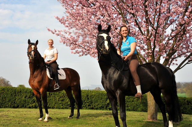 Trakehner Hengste FREUDENFEST mit Pia und ALTER FRITZ mit Luisa - Trakehner Gestt Hmelschenburg