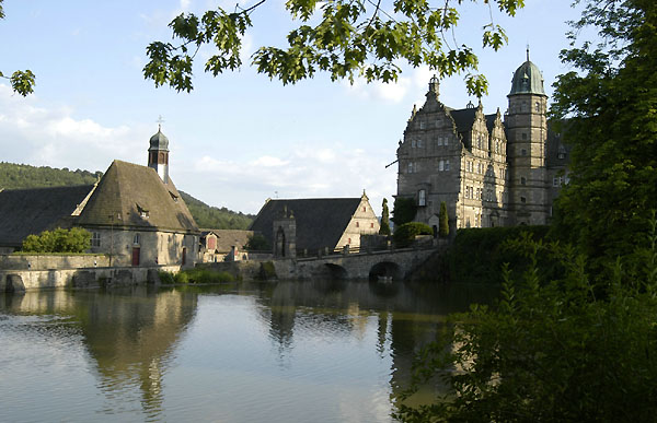 Schlo Hmelschenburg - Foto: Beate Langels Trakehner Gestt Hmelschenburg
