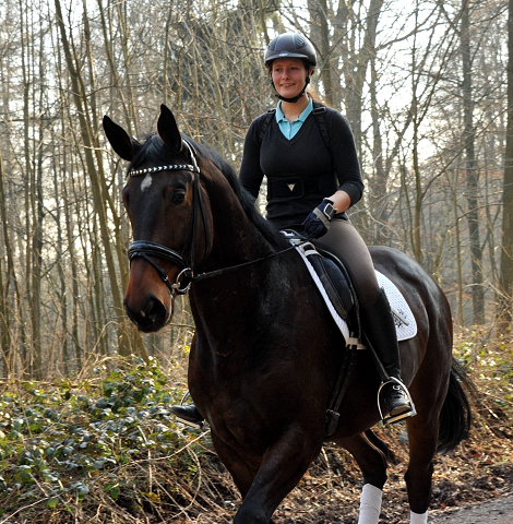 Jessica mit dem 4jhrigen Exclusiv-Sohn aus der Vicenza  - Foto: Beate Langels - Trakehner Gestt Hmelschenburg
