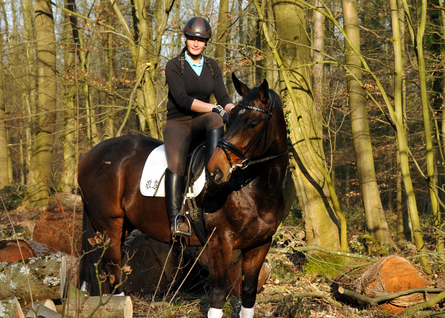 Jessica mit dem 4jhrigen Exclusiv-Sohn aus der Vicenza - Foto: Beate Langels - Trakehner Gestt Hmelschenburg