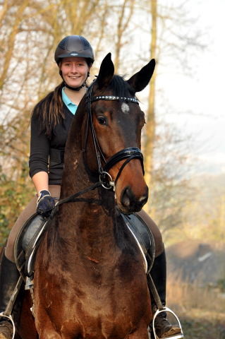 Jessica mit dem 4jhrigen Exclusiv-Sohn aus der Vicenza - Foto: Beate Langels - Trakehner Gestt Hmelschenburg