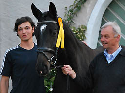 Schwalbenmrchen v. Kostolany u.d. Pr. u. StPrSt. Schwalbenfeder v. Summertime, Foto: Beate Langels