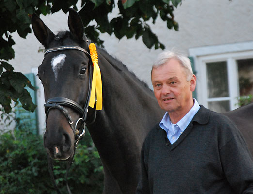 Schwalbenmrchen v. Kostolany u.d. Schwalbenfeder v. Summertime, Trakehner Gestt Hmelschenburg