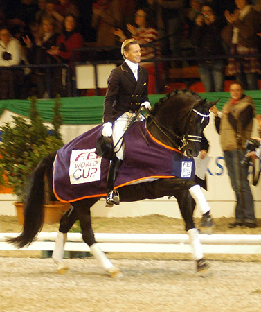 Dressur Europameister TOTILAS und Edward Gal - ein Enkel des Trakehner Hengstes Kostolany - Foto: Beate Langels - Trakehner Gestt Hmelschenburg