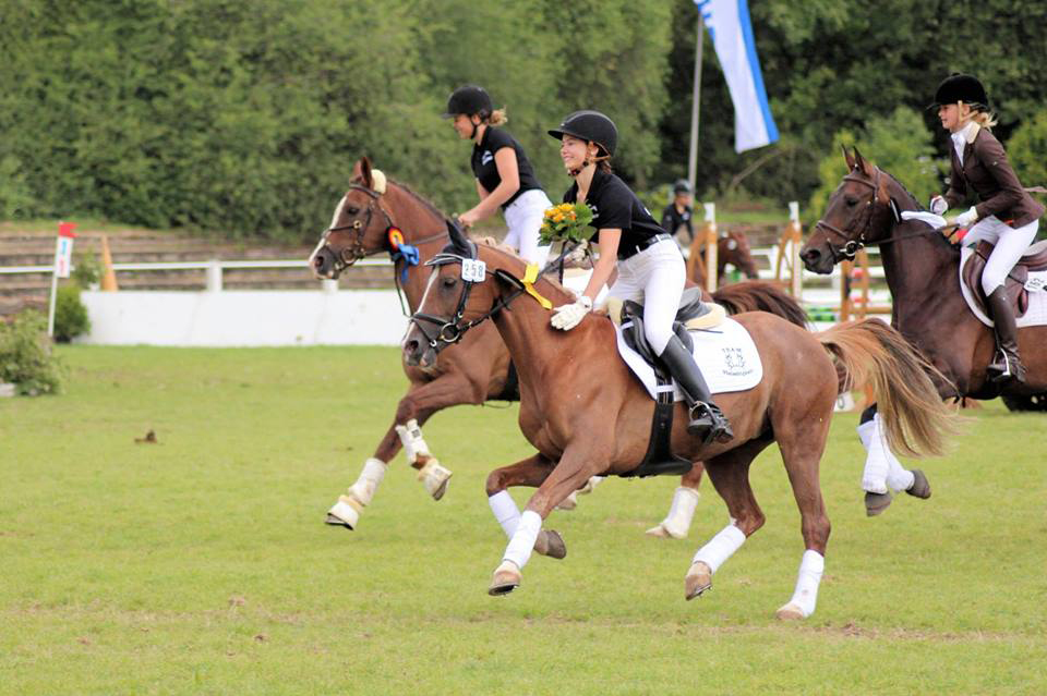 Thyra Langels und Lady Bergarac - Gestt Schplitz - copyright Bernhard Langels, Trakehner Gestt Hmelschenburg