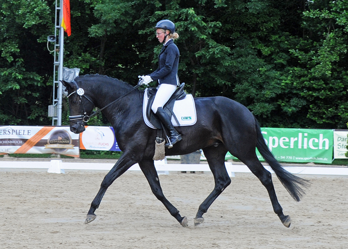 Under Amour v. Saint Cyr am Juli 2023 - 
Foto: Beate Langels